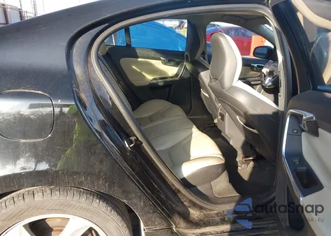 2013 Volvo S60 T5/T5 Platinum/T5 Premier/T5 Premier Plus from USA, damaged, VIN YV1612FS3D2178727